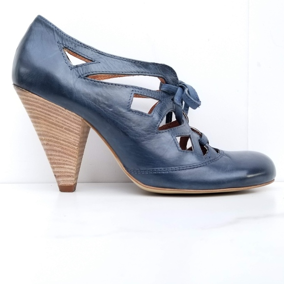 NEXT Pumps Laser Cut Out Blue Leather Lace Up Heel - Picture 2 of 8